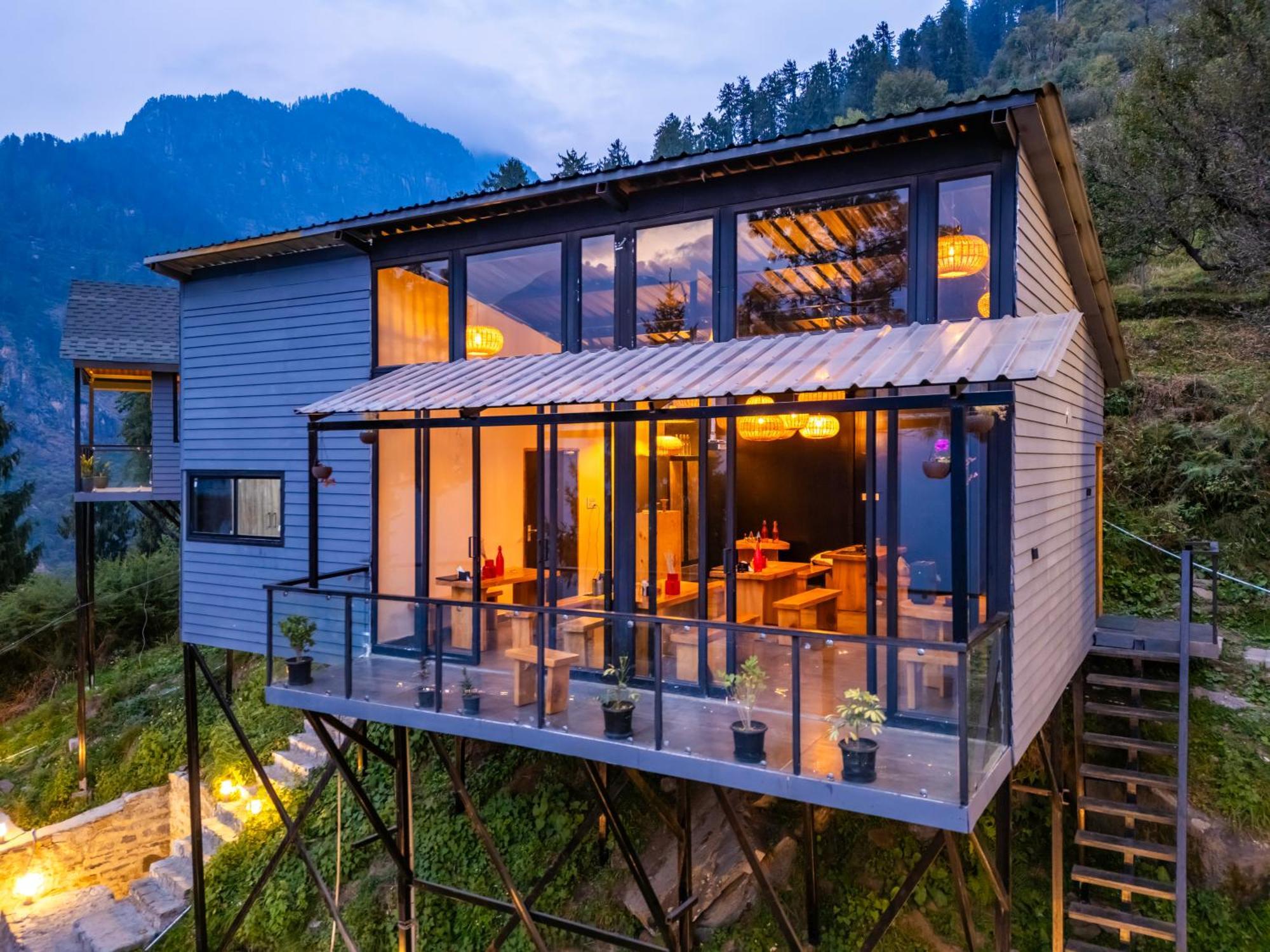 Montane Chalet , Sethan Manāli Esterno foto